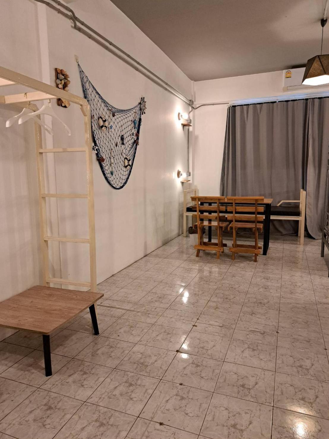 8 SLEEPER STREET Hostel Krabi town Buitenkant foto